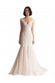 Avorio & Champagne Stile sirena Scollatura a V Sweep treno Tulle Abiti da sposa Fabbrica
