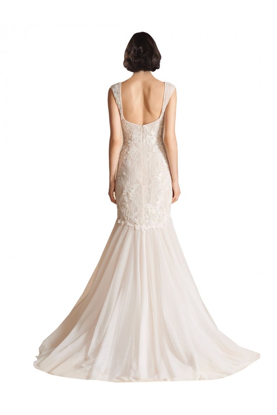Avorio & Champagne Stile sirena Scollatura a V Sweep treno Tulle Abiti da sposa Fabbrica