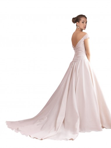 Avorio Linea A Raso Abiti da sposa Fabbrica
