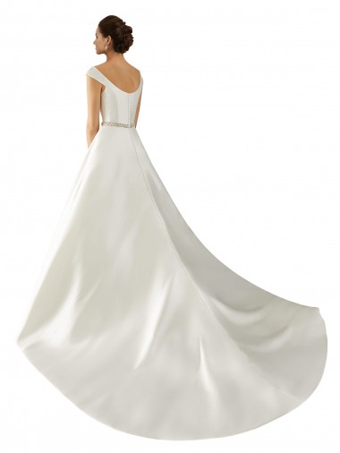 Avorio Linea A Raso Classico Abiti da sposa Fabbrica